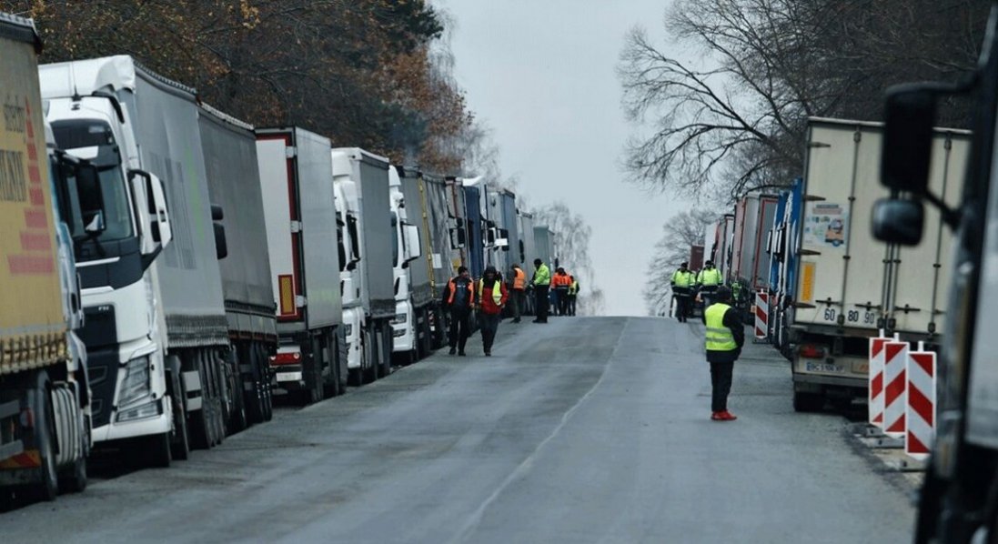 Блокада кордону: Україна втратила €1 мільярд
