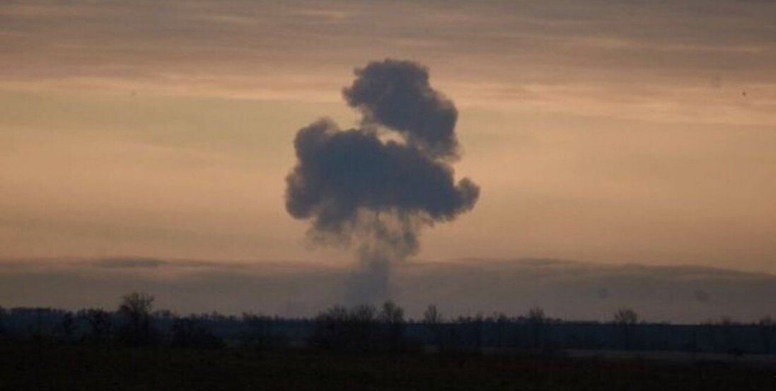 У Криму пролунали потужні вибухи: що відомо