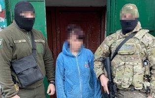 На Донеччині затримали агентку рф: щодня проїжджала до 100 км, щоб виявити позиції ЗСУ 