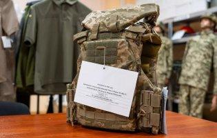 В Україні для захисниць сертифікували ще один бронежилет
