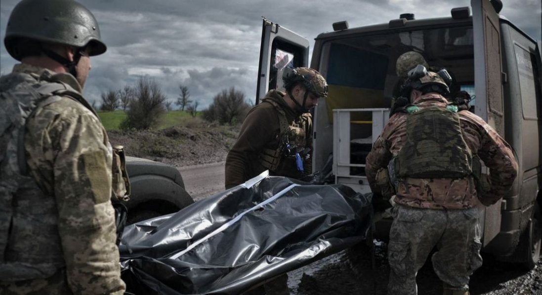 В Україну повернули тіла 77 захисників
