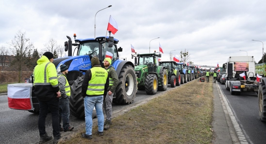 У Польщі фермери блокують п’ять пунктів пропуску