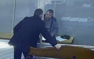 Експрацівнику СБУ за корупція на Волинській митниці продовжили арешт