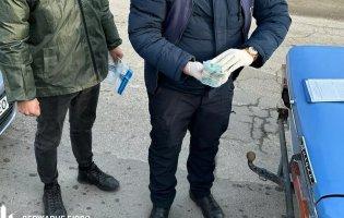 Прикордонник обіцяв переправити чоловіка до Молдови за $3 тисячі