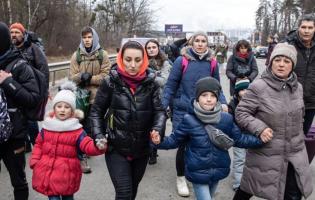 Що цього року чекає українців, які лишаються за кордоном?
