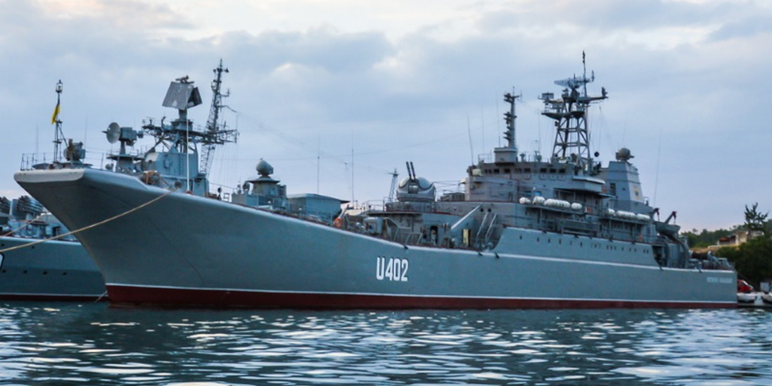 Захисники атакували корабель рф «Костянтин Ольшанський»