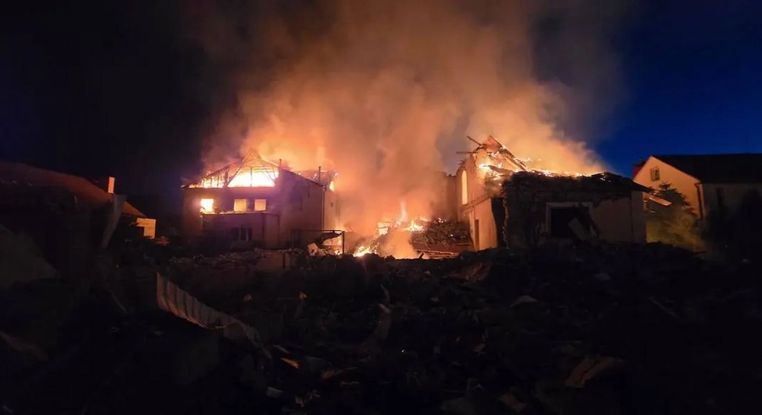 росіяни вночі обстріляли Харків: є постраждалі