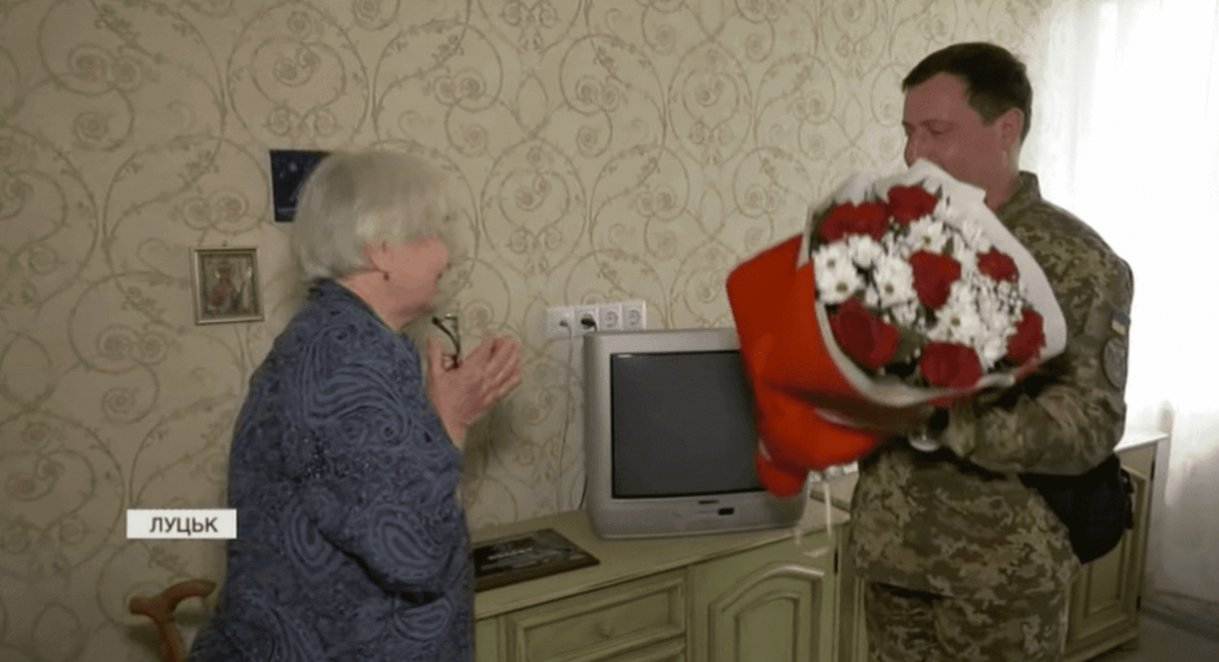 Буданов подякував пенсіонерці з Луцька за донати