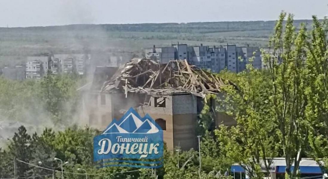 В окупованому Донецьку пролунали вибухи: що відомо