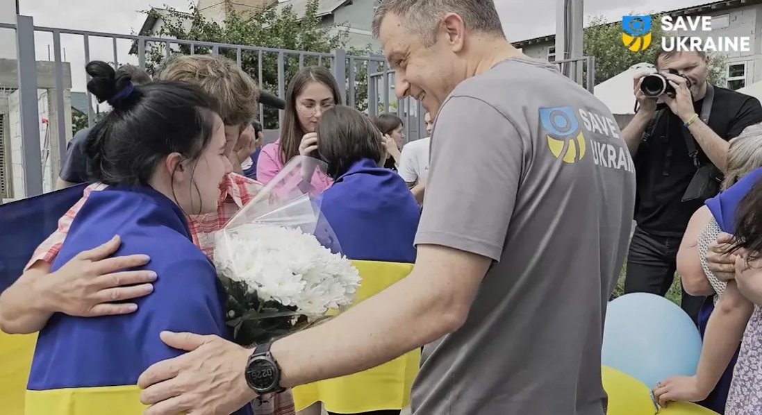 Із окупації повернули 14 українських дітей