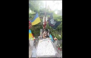 На могилах військових Да Вінчі, Джуса та Петриченка влаштували погром