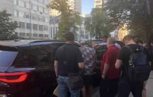 «Зливи» НАБУ: обшуки відбулися в ексзаступника Єрмака Тимошенка та Юрія Голика