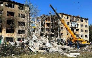 У Мирнограді з-під завалів дістали тіла двох людей