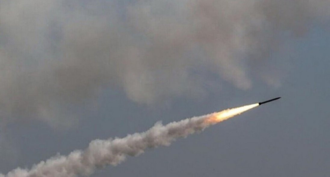 Подвійний ракетний удар по Харкову: є загиблий