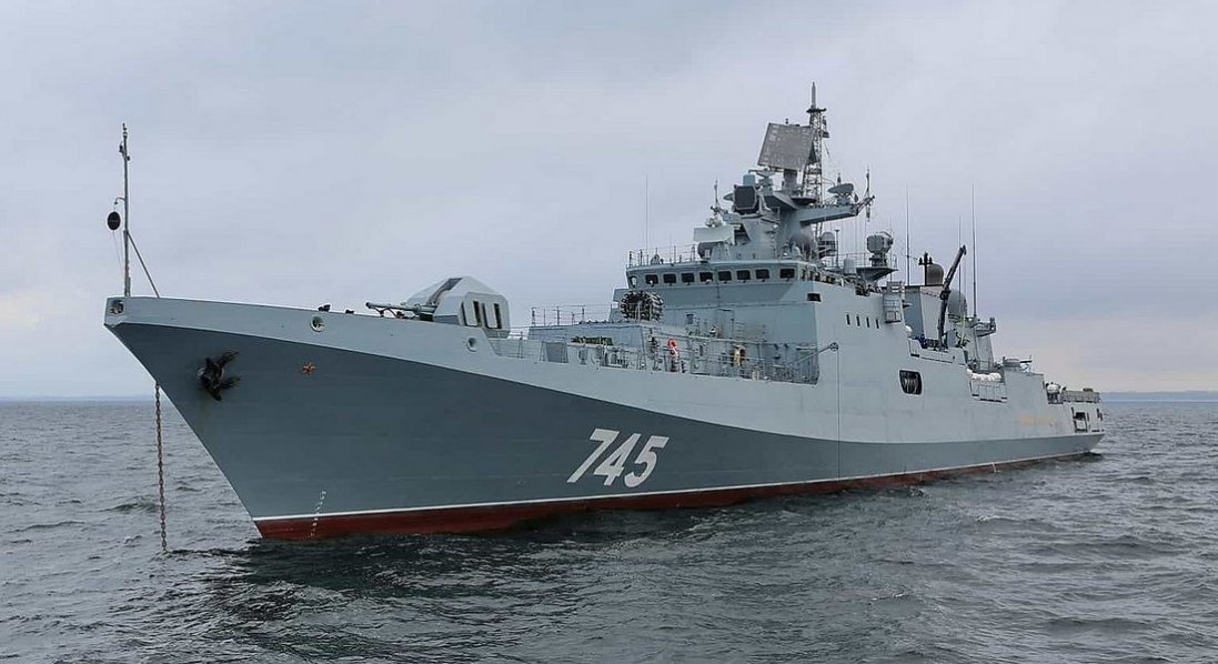 Із військової бази у Сирії росіяни виводять військові кораблі