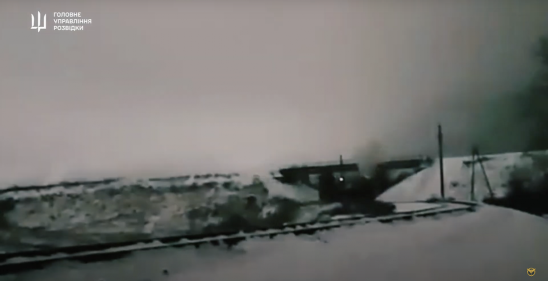 На росії підірвали залізничне полотно: як це було