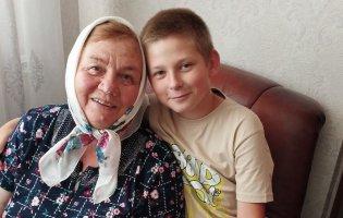 Учительці вже 80 років, але вона досі навчає діток