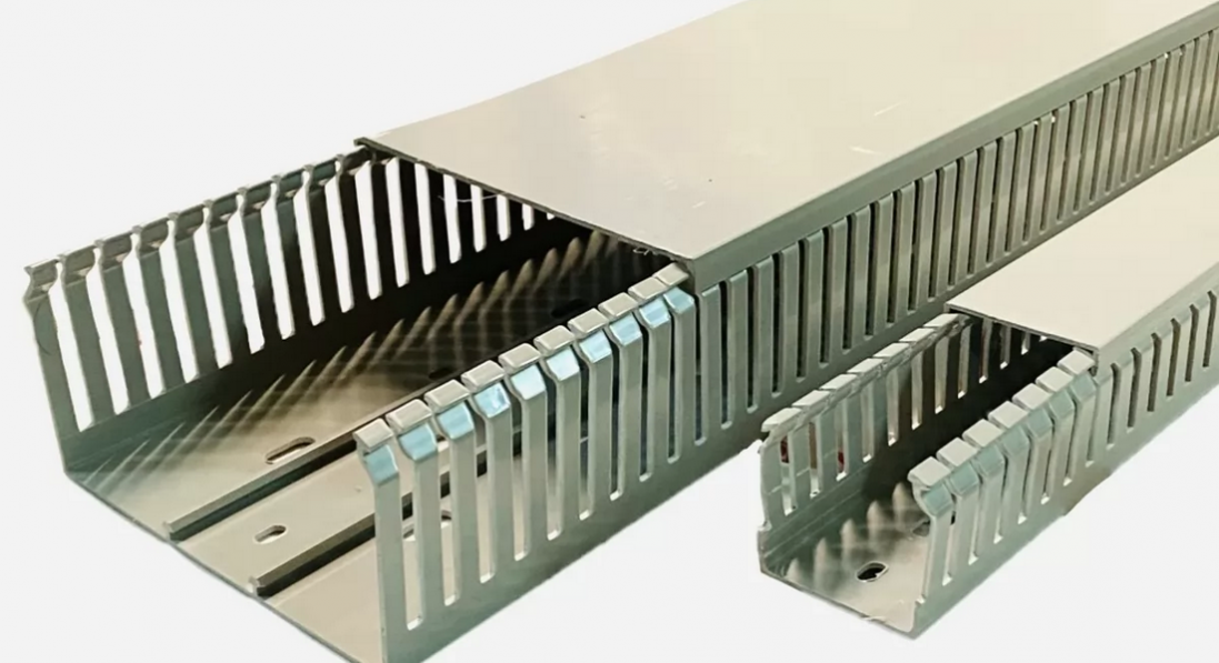 Які короби для кабелів обрати: пластикові чи металеві