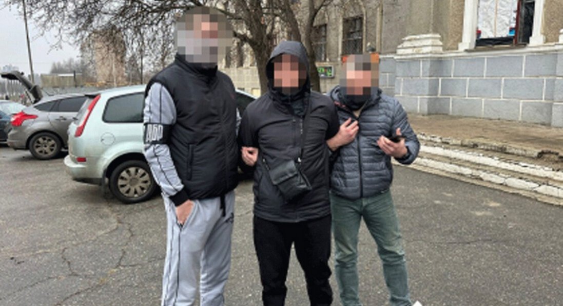 У Харкові працівники ТЦК допомагали ухилянтам