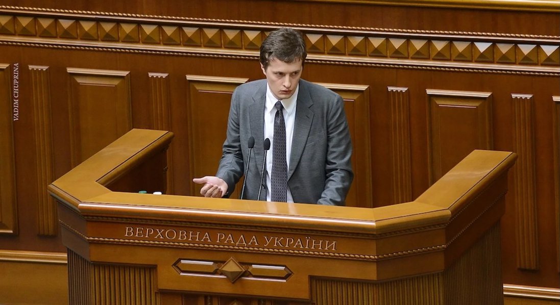 Сина Порошенка звинувачують в ухилянтстві: що відомо