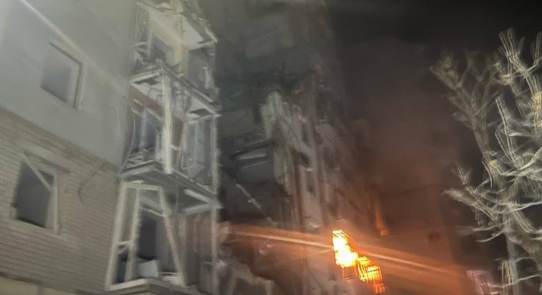 У Херсоні авіабомба рф влучила в багатоповерхівку