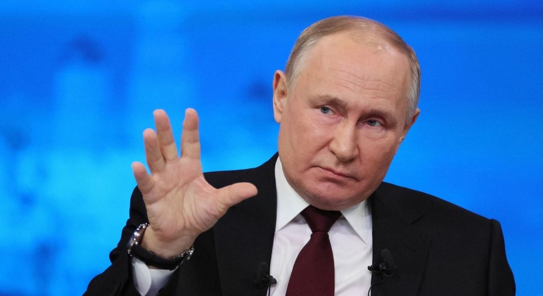 Чому росія наполягає змінити владу в Україні