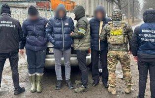 На Волині затримали експосадовця УДМС: переправляв ухилянтів