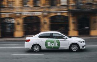 У Києві водій через зауваження щодо російської мови вхопив клієнтку за лице