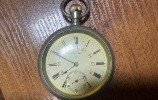 На «Ягодині» знайшли контрабандний старовинний годинник