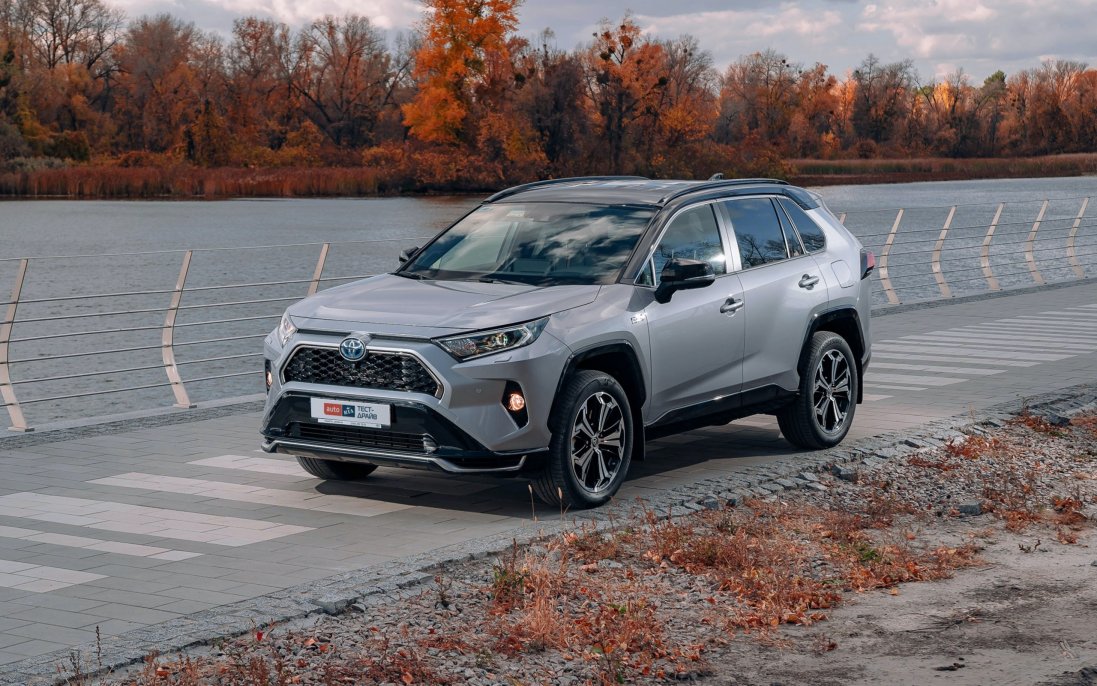 Чи варто купувати Toyota RAV4 з пробігом?