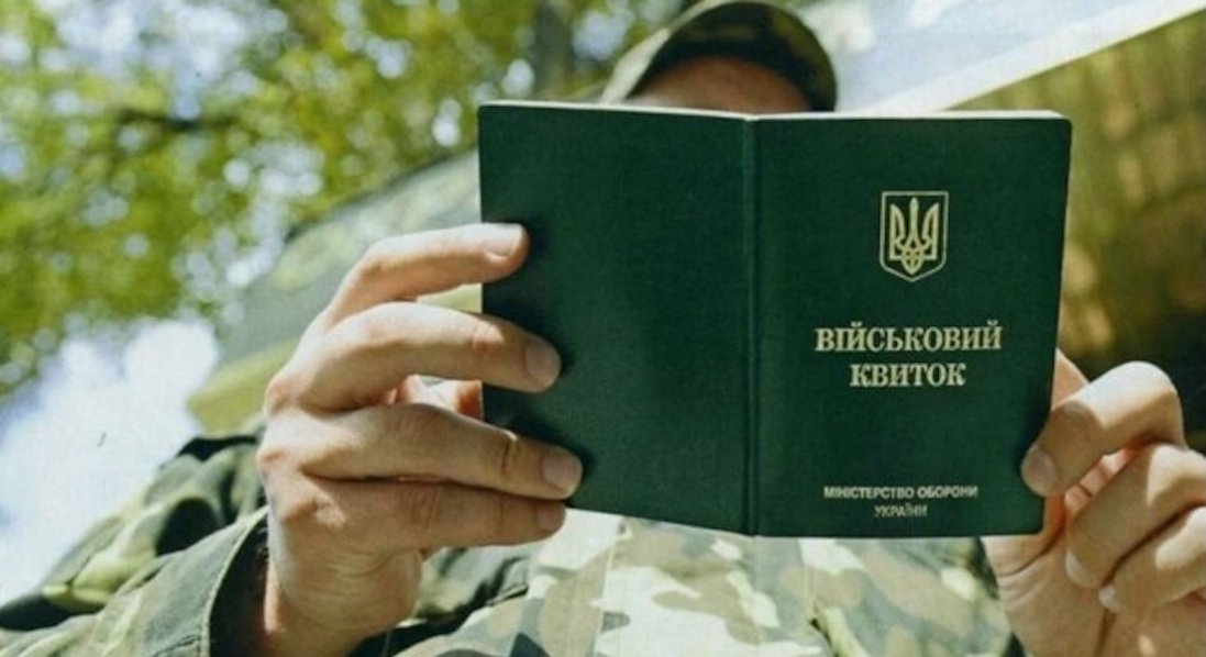 На Волині шахрай представився військкомом і видурив автотовари