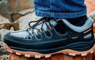 Яке буває спецвзуття: види