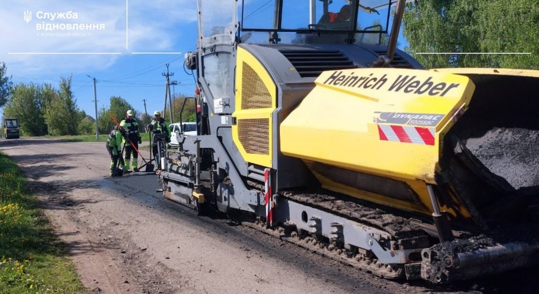 На Волині ремонтують дороги після зими