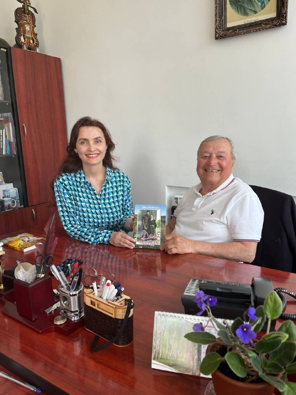 Обкладинкою книги «Доля матері» стало фото закоханих Степана й Афанасії