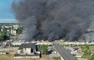 Двох українців звинуватили в причетності до підпалу ТЦ у Варшаві