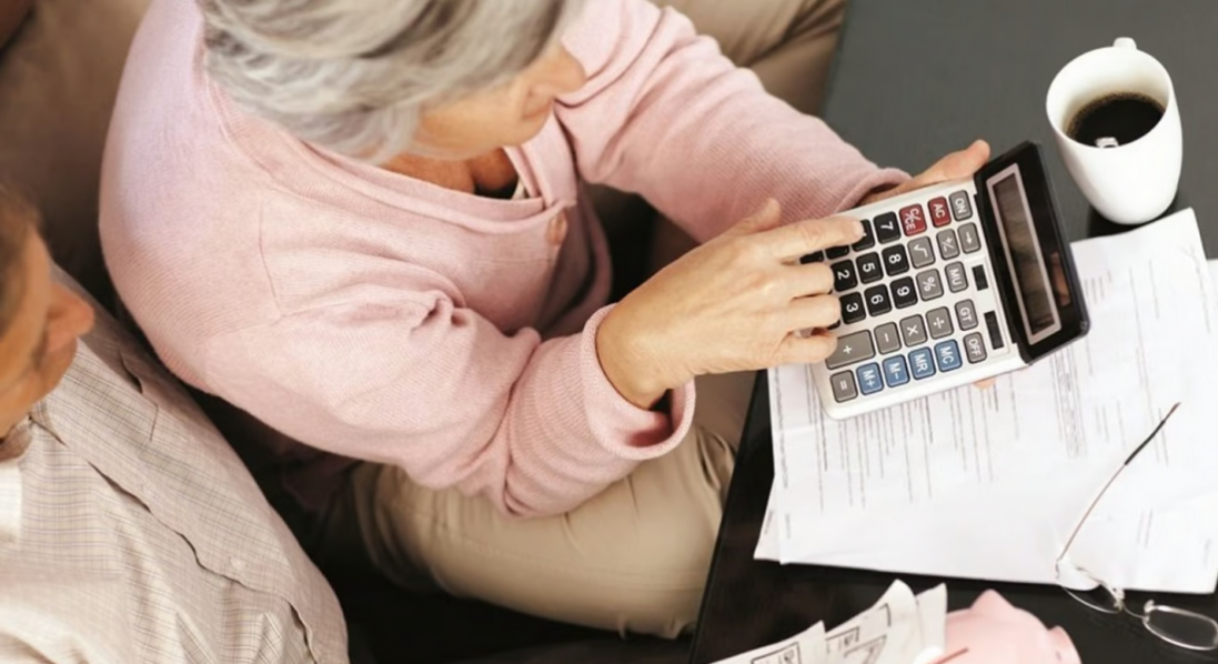 Скільки волинян купили стаж