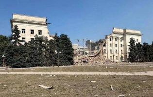 У Херсоні росіяни вдруге за день вдарили по будівлі ОВА: її знищили