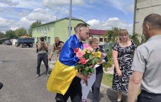 На Волині зустріли захисника, який три роки провів у полоні