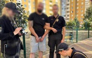 У Києві в дворі житлового будинку сталася стрілянина