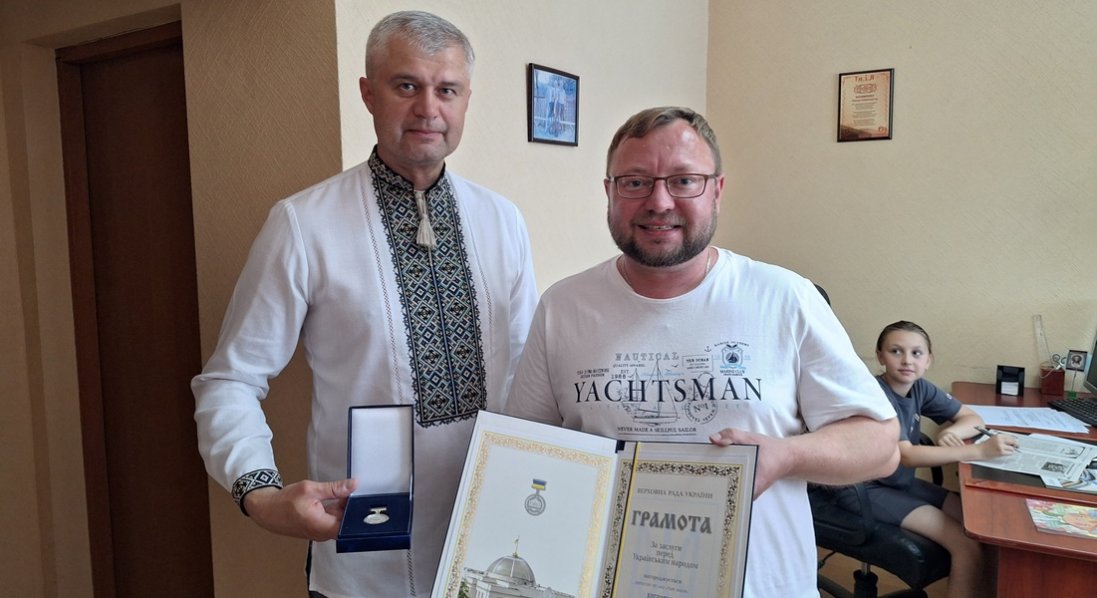 Директора ПП «Твій вибір» Тараса Хотимчука відзначили грамотою Верховної Ради!