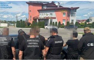 Волинянин за $15 000 хотів перевезти чоловіків до Білорусі