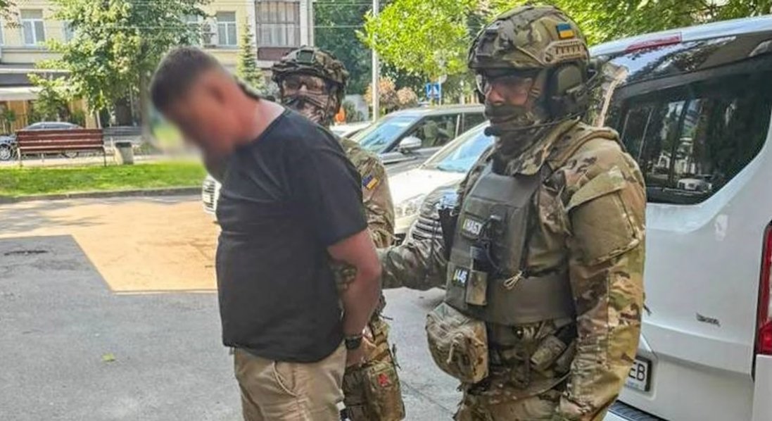 Корупція на закупівлі дронів: шістьом фігурантам оголосили підозру