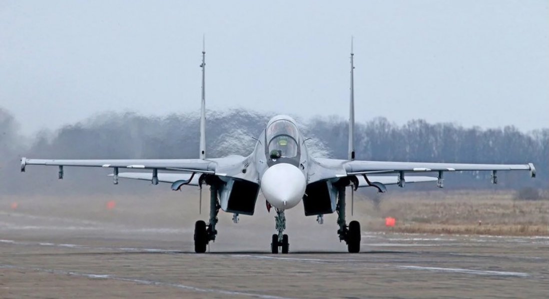 У Саках СБУ атакувала російський аеродром: уразила п'ять літаків