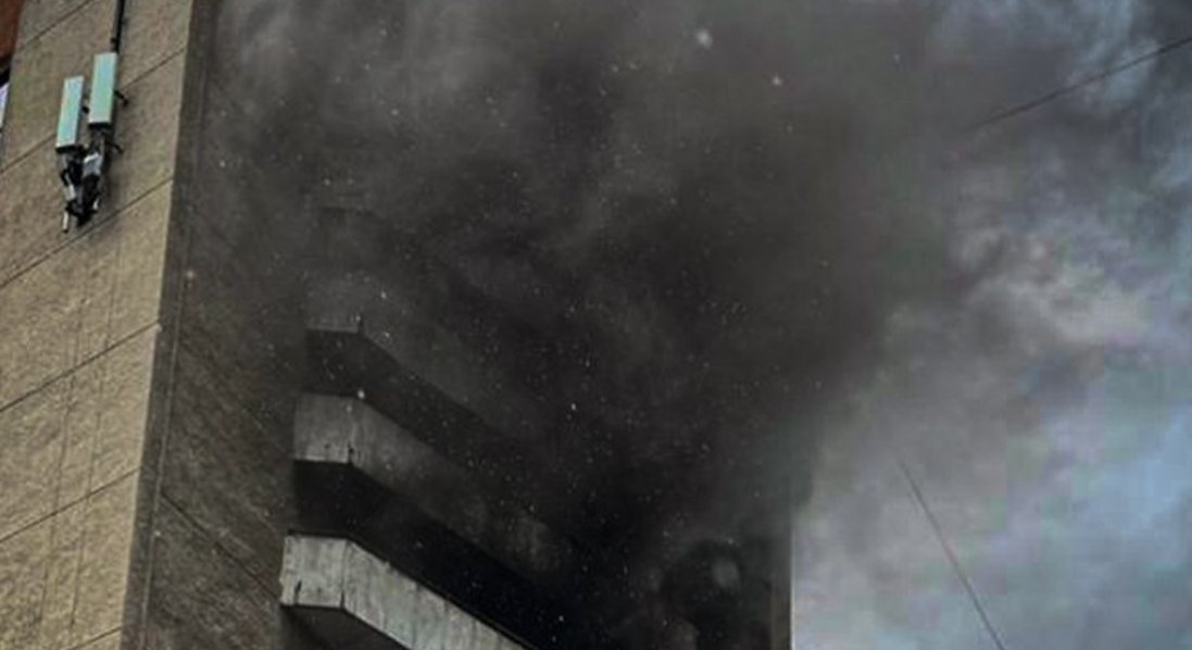 Було чути крики людей: у Львові горів готель