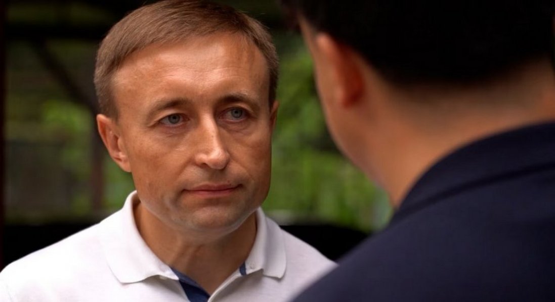 Розкішний спосіб життя: очільника Енергомитниці відсторонили від виконання посадових обов’язків