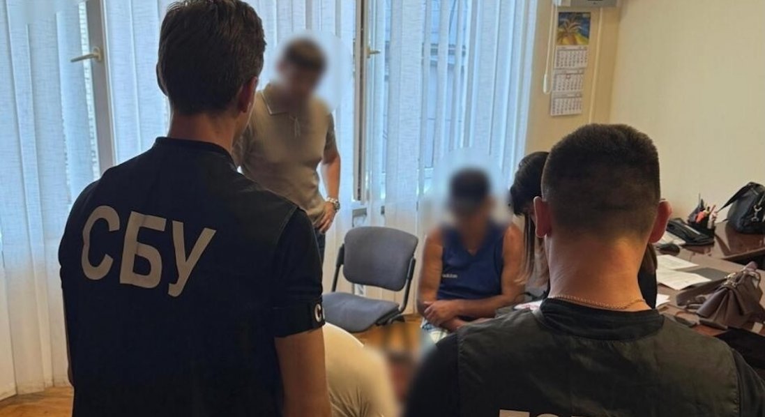 На Волині викрили посадовців, які незаконно привласнювали премії працівників