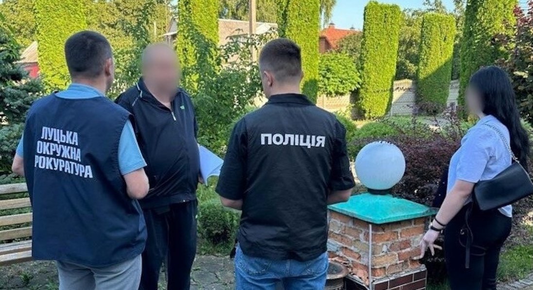 На Волині посадовці зловживали службовим становищем