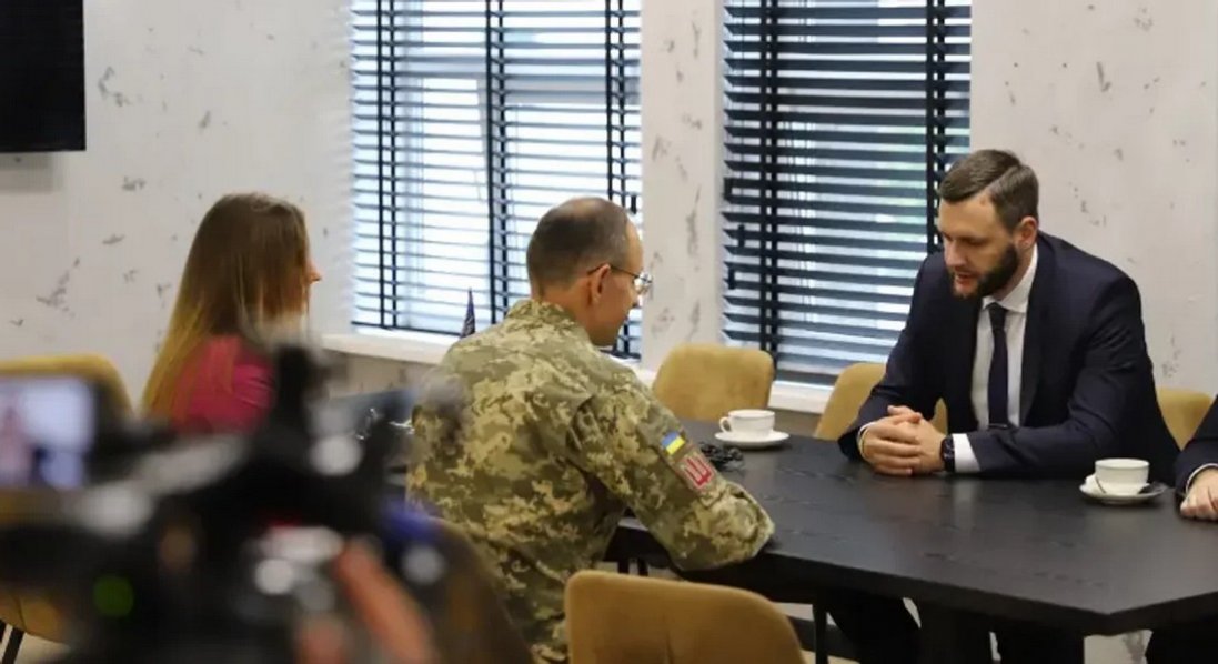 Військові зможуть напряму повідомляти НАЗК про корупцію: зареєстрували законопроєкт