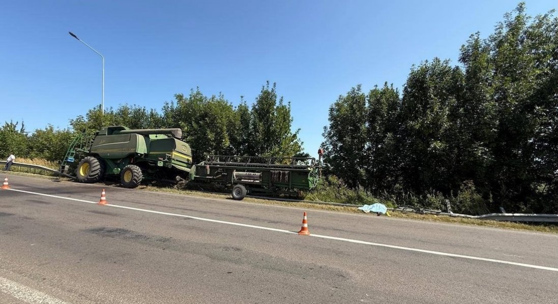 На Волині комбайн наїхав на велосипедистку: деталі смертельної ДТП