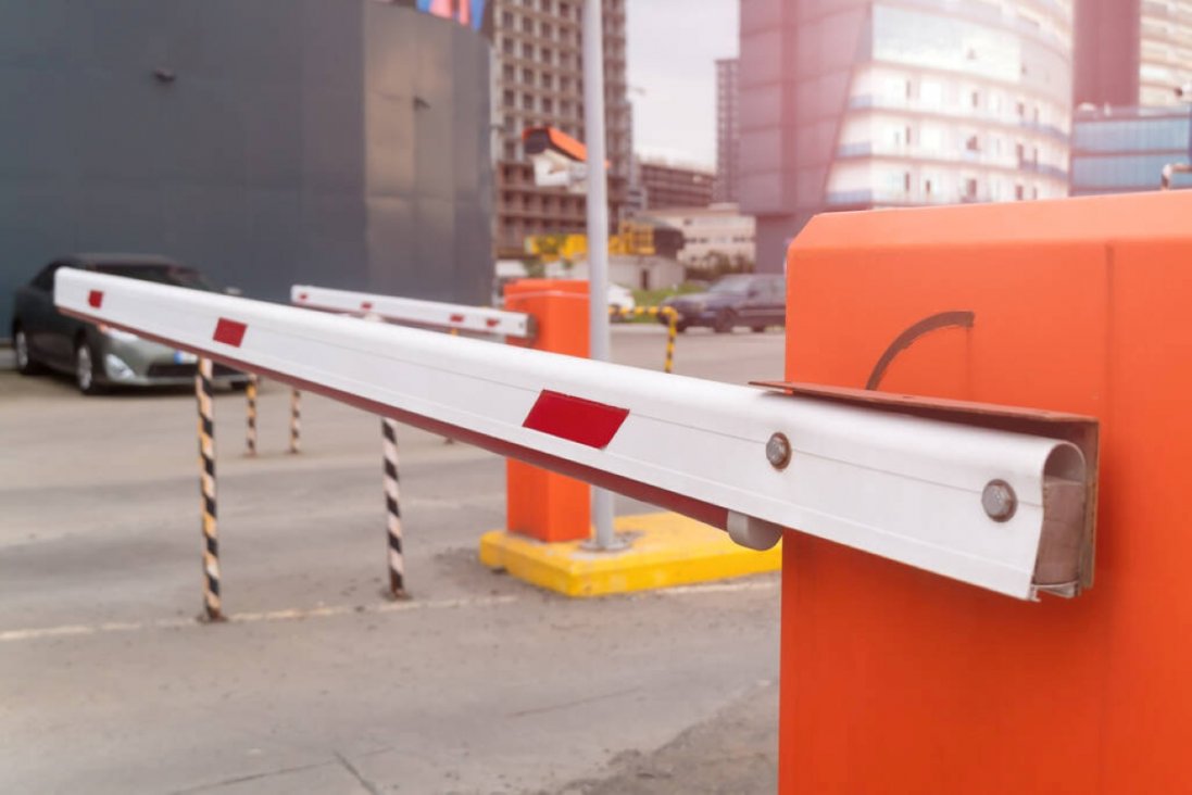 Як автоматизувати в'їзд у двір, офіс або паркінг: рішення для різних типів об'єктів